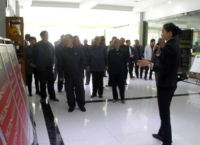 兗州區(qū)人大、政協(xié)領(lǐng)導(dǎo)蒞臨天意機械參觀考察