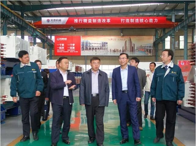 區(qū)委常委、區(qū)紀(jì)委書記、區(qū)監(jiān)委主任王慶峰調(diào)研天意機(jī)械